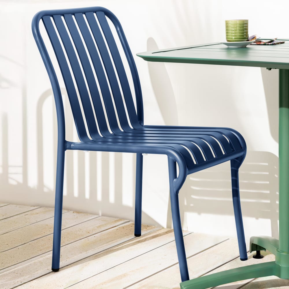 Chaise design de terrasse en aluminium bleu foncé