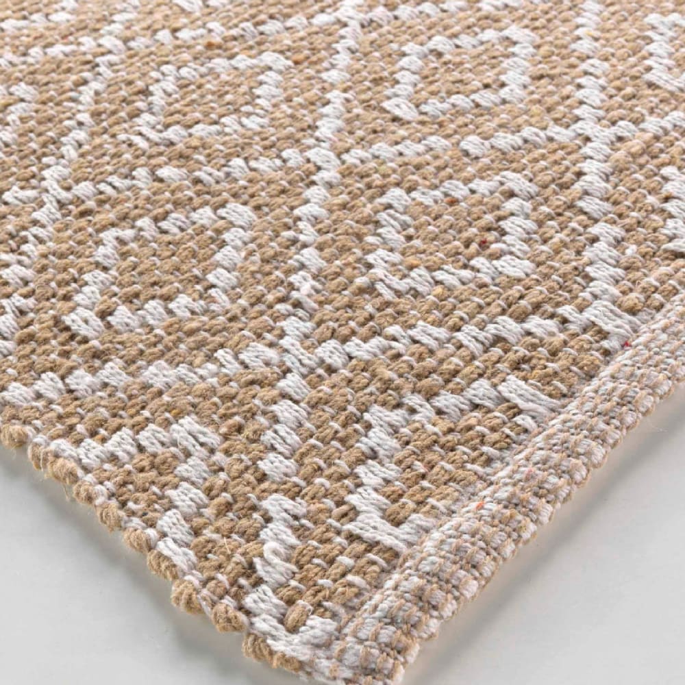 Tapis lazaro tissé losanges coton/polyester naturel 50x80 cm - Maisons du Monde