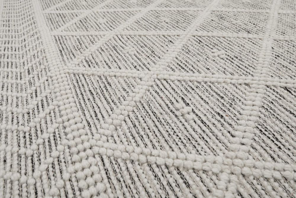 Tapis tissé main pure laine et coton mélangé gris et blanc 50x80 — vue 4