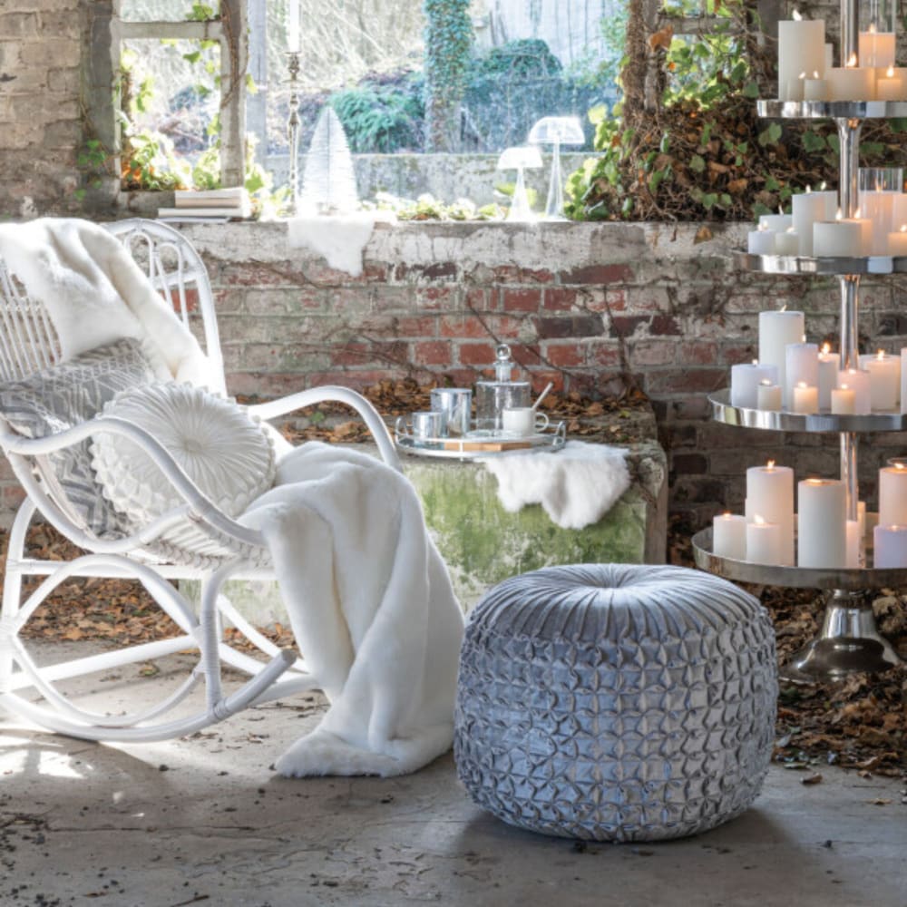 Rocking chair en rotin blanc dossier haut