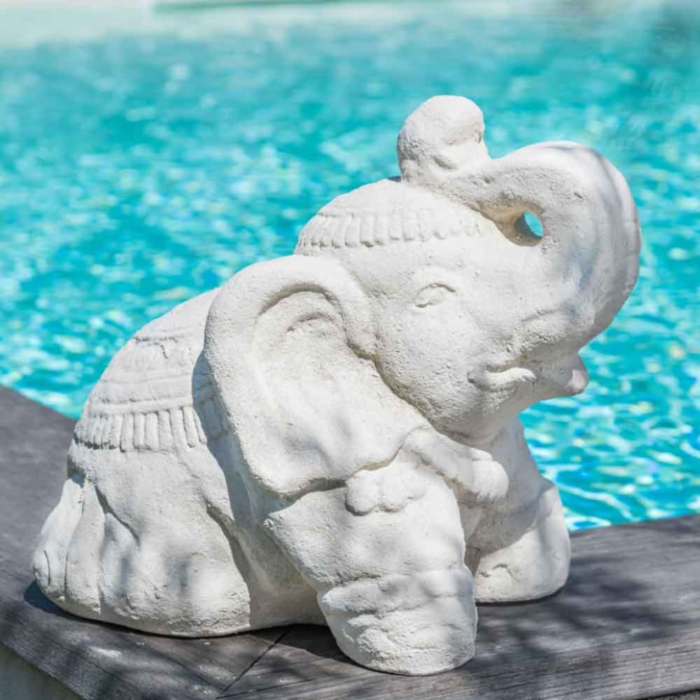 Statue eléphant assis 40cm blanc crème - Maisons du Monde