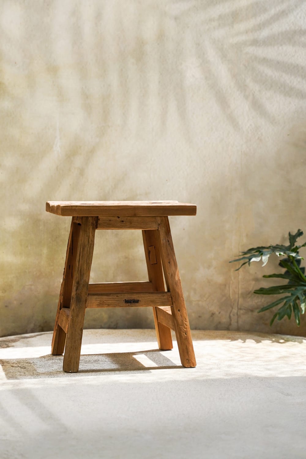 Tabouret bois de teck recyclé marron 39x30x47cm