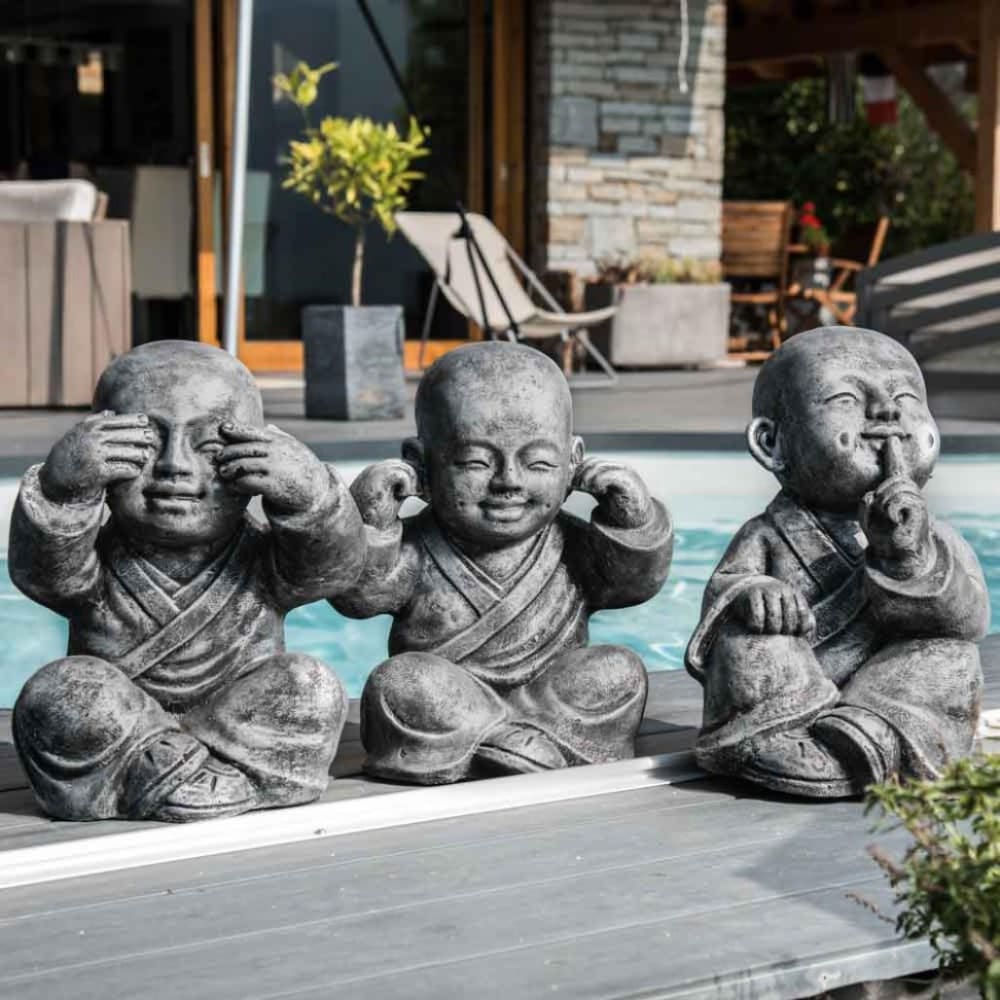 Statues moine de la sagesse patiné gris 40 cm - Maisons du Monde