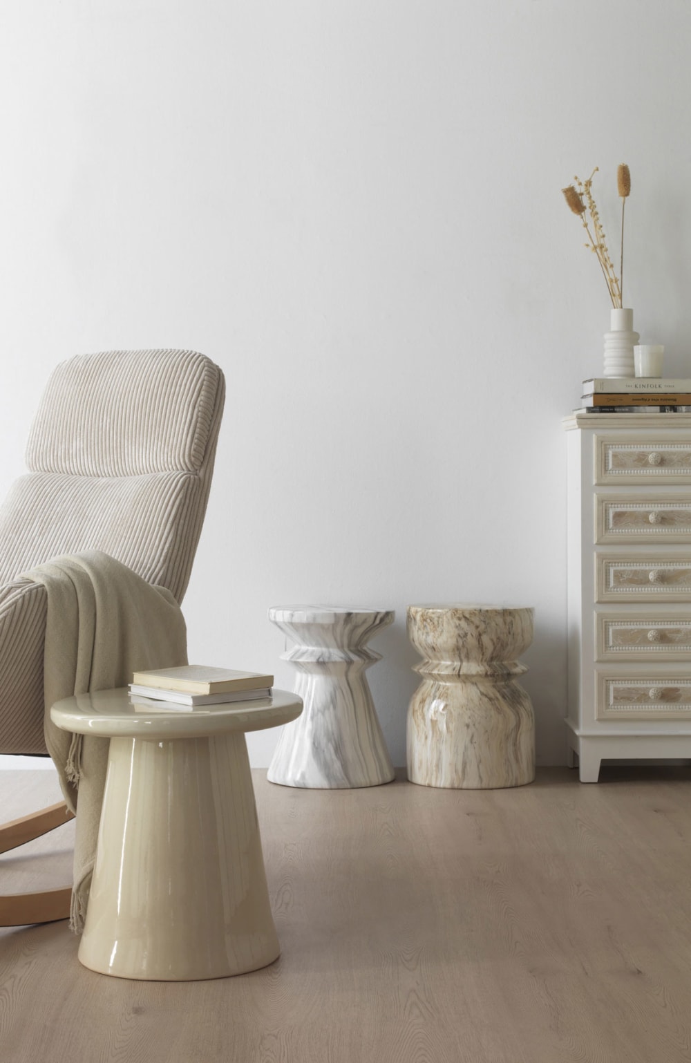 Tabouret en céramique gris