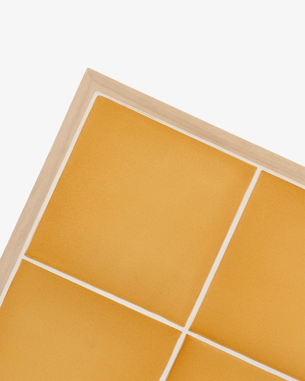Table de jardin 168x87 en bois et céramique moutarde - Maisons du Monde