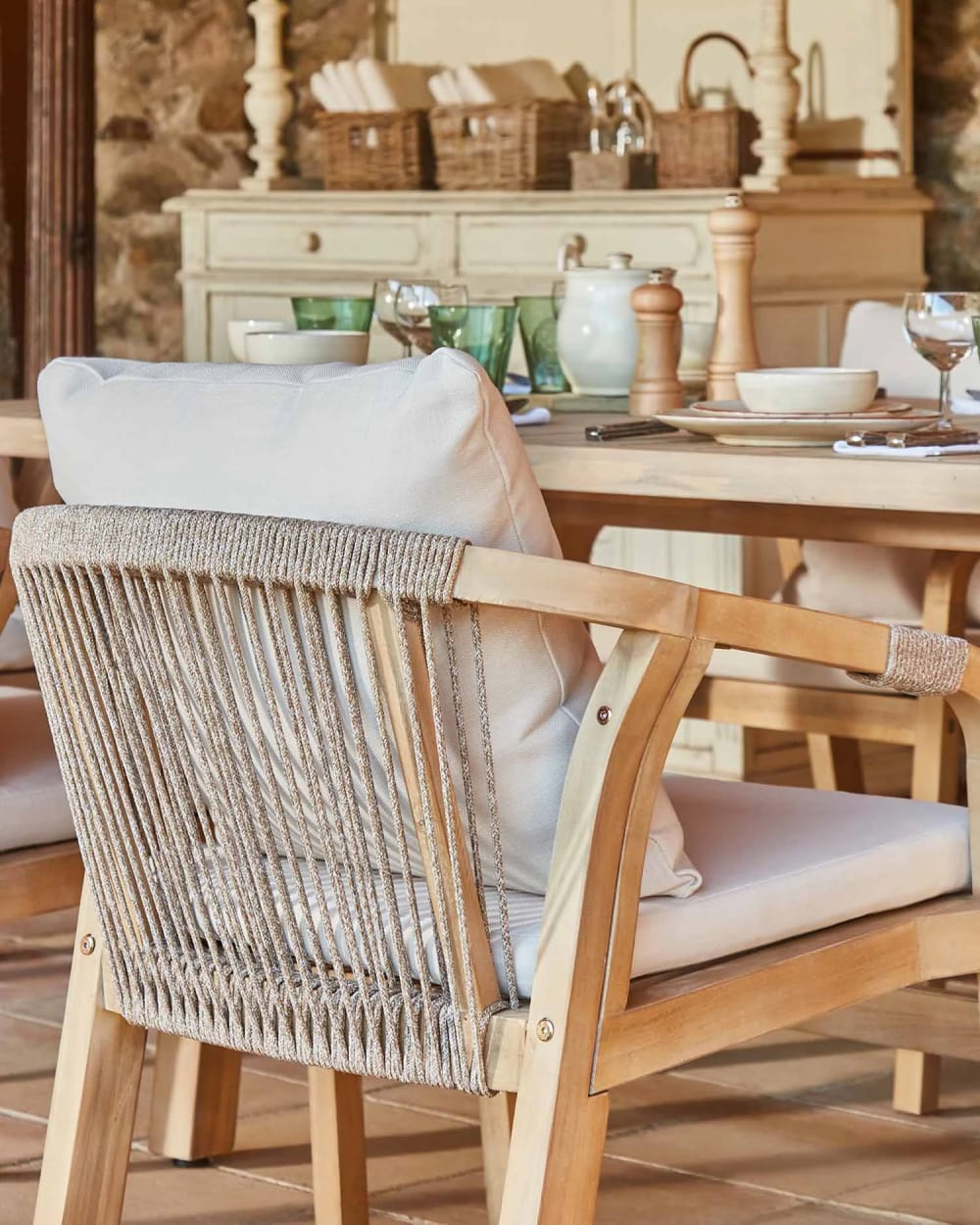 Lot de 8 chaises en bois et corde avec coussins beiges - Maisons du Monde
