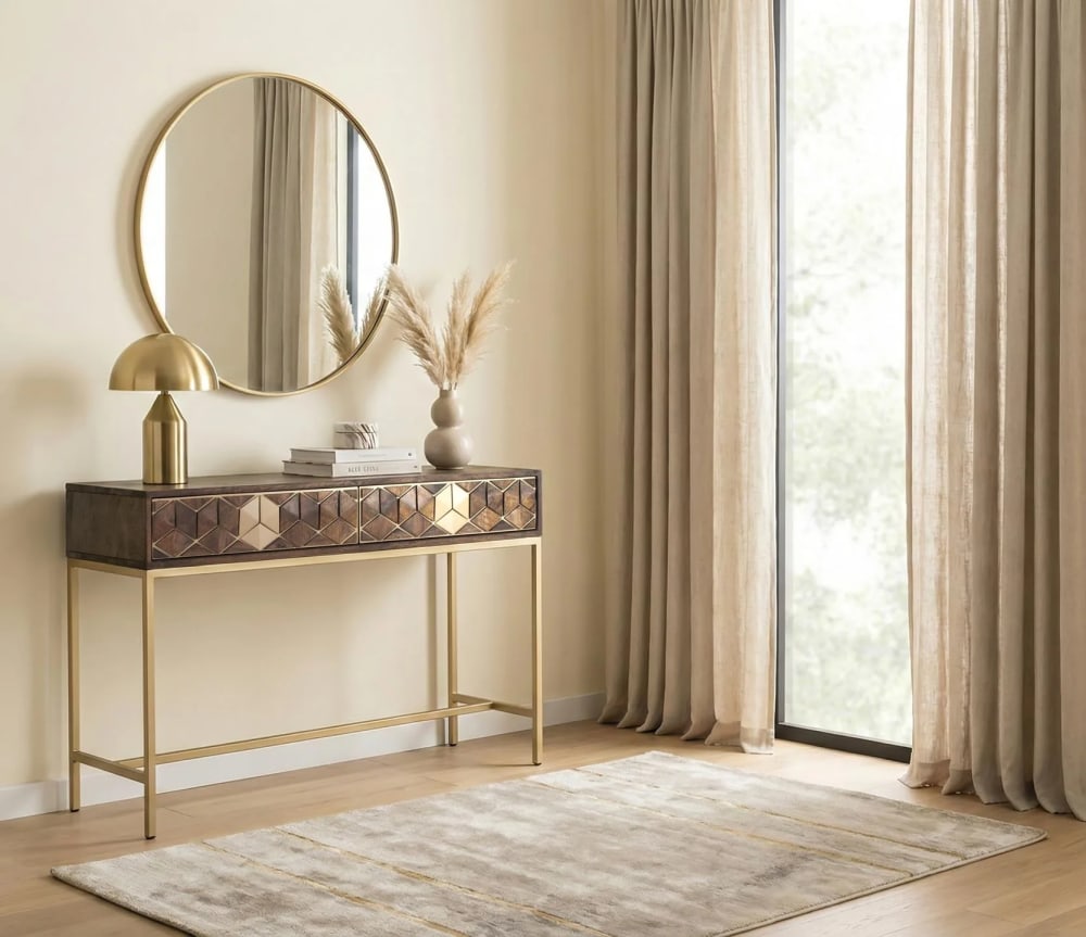 Konsole aus Mango-Walnuss und Gold mit einzigartiger Eleganz -