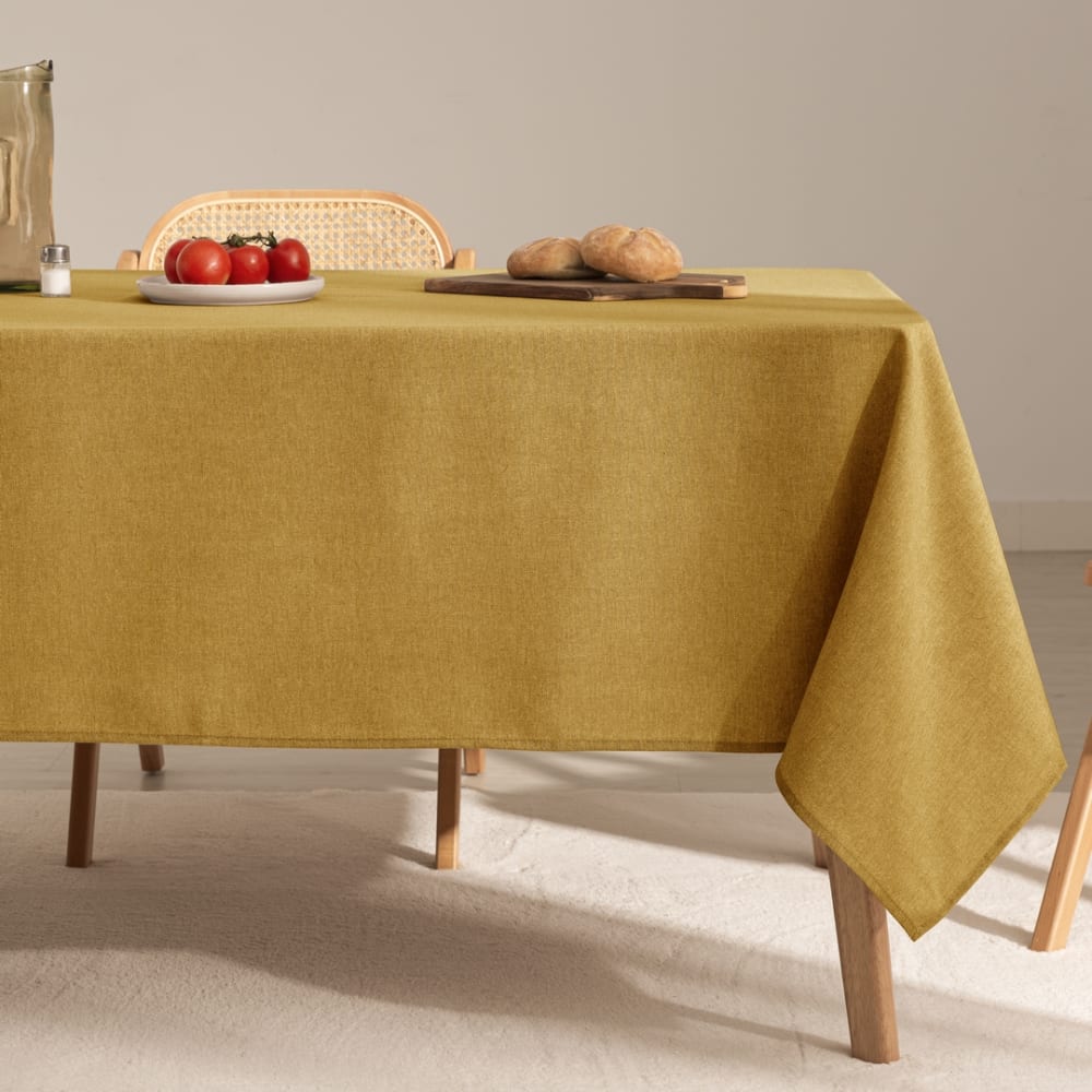 Nappe unie toucher tissu et traitement antitache Brun 140x140 cm