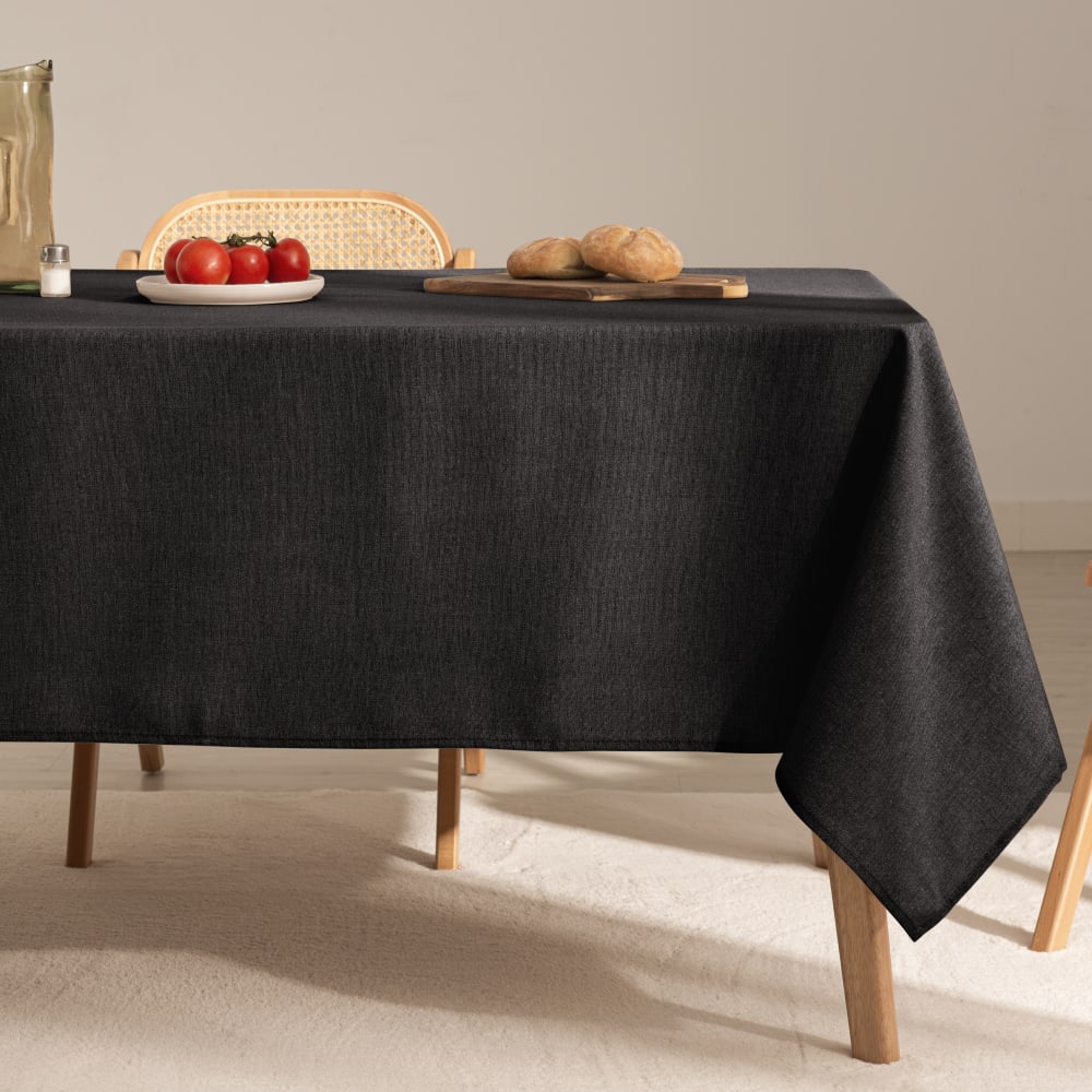 Nappe unie toucher tissu et traitement antitache Noir