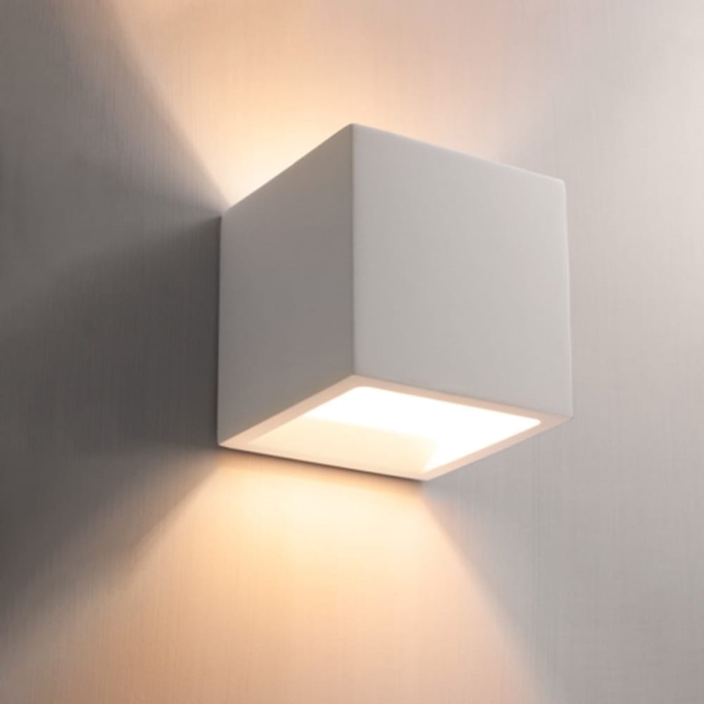 Applique cube en plâtre blanc - Maisons du Monde