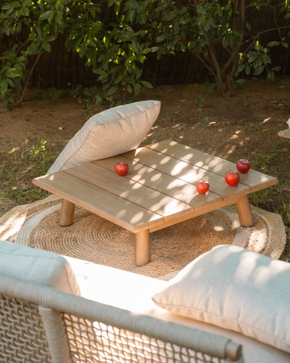 Table basse en bois 87,5x87,5cm - Maisons du Monde