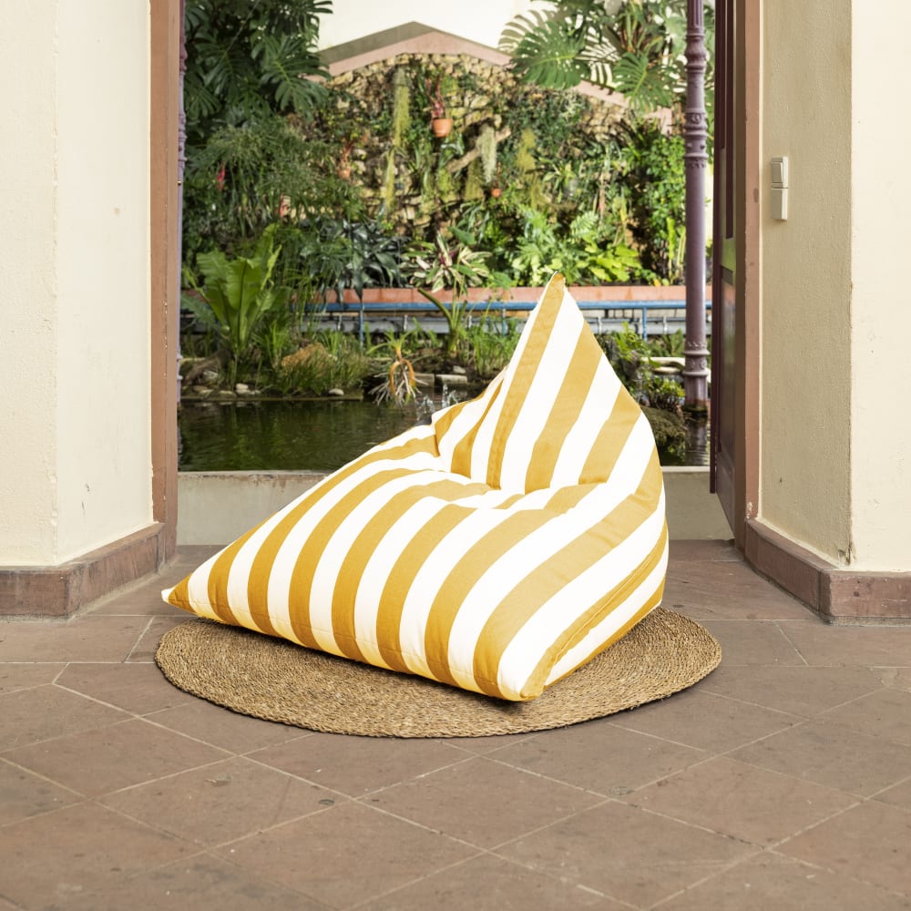 Pouf d'extérieur rayé jaune et blanc 110x115x90 cm - Maisons du Monde