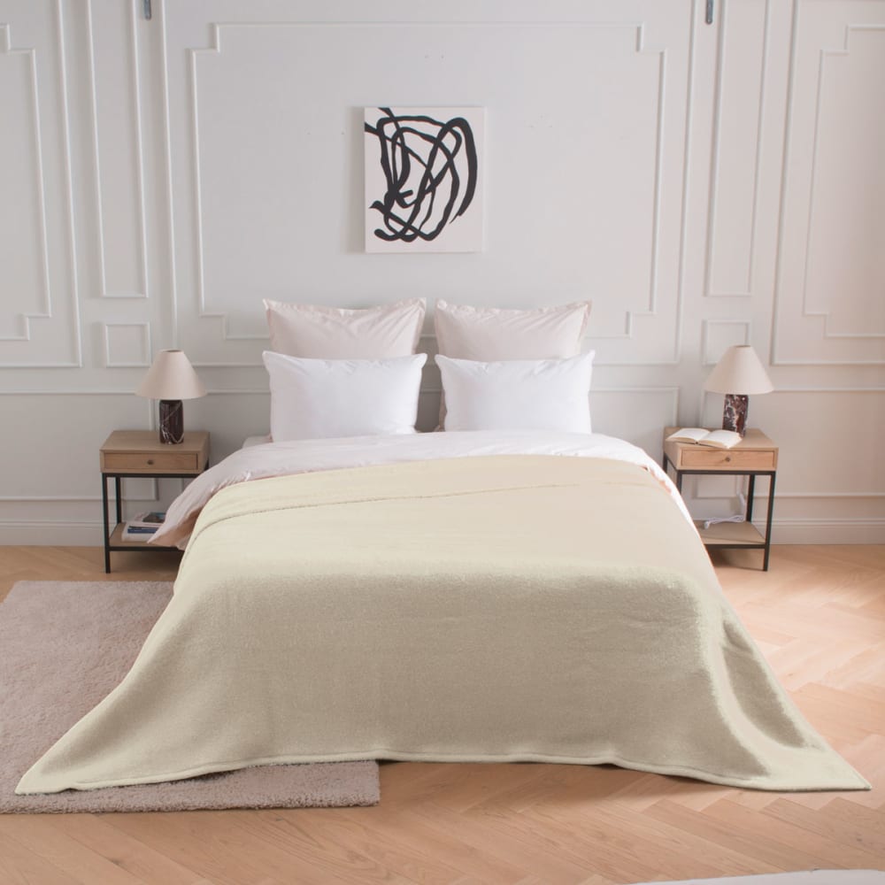 Couverture   blanchi 240x260 cm