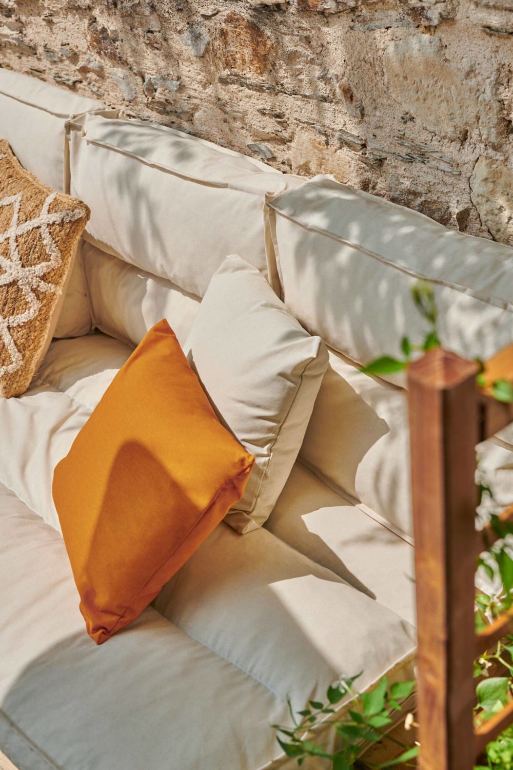 Coussin en polyester recyclé curry 40 x 40 cm — vue 4