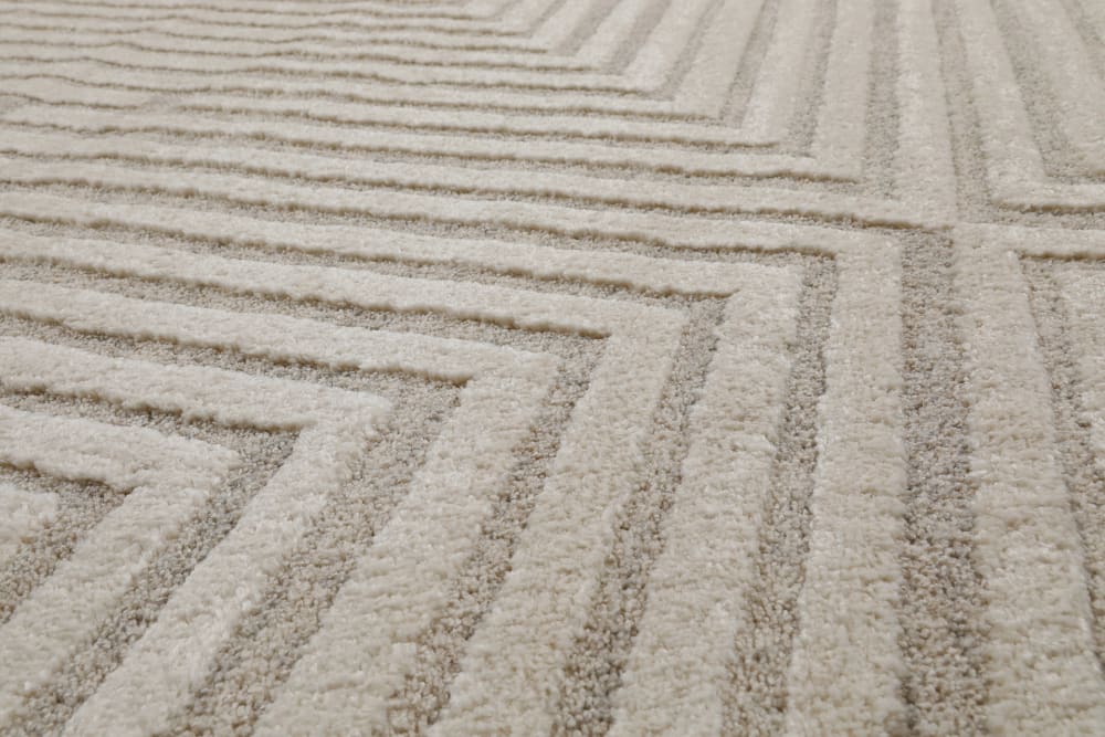 Tapis design à motif labythinthe et relief tons de beige 120x170 — vue 4
