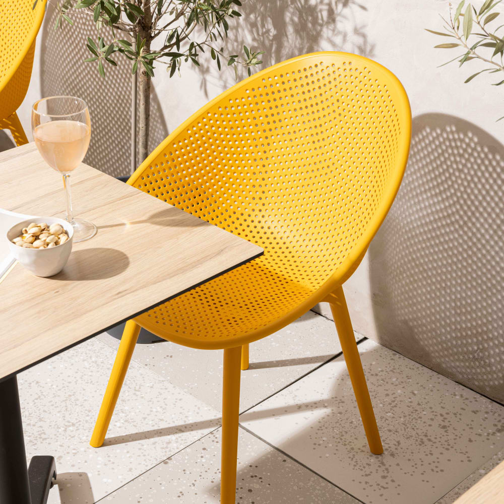 Lot de 4 chaises de terrasse en plastique jaune moutarde