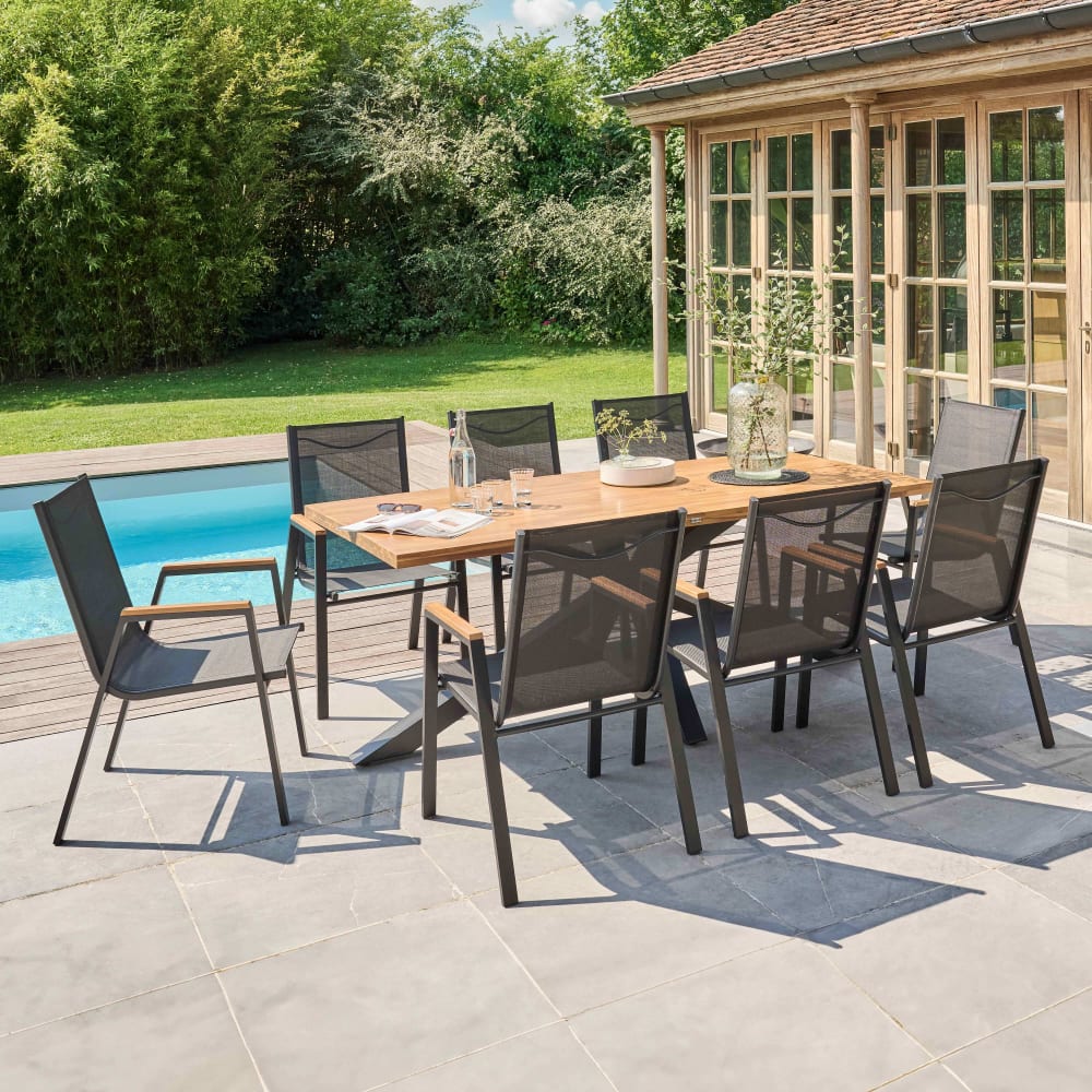 Table de jardin en acacia et aluminium avec 8 fauteuils - Maisons du Monde