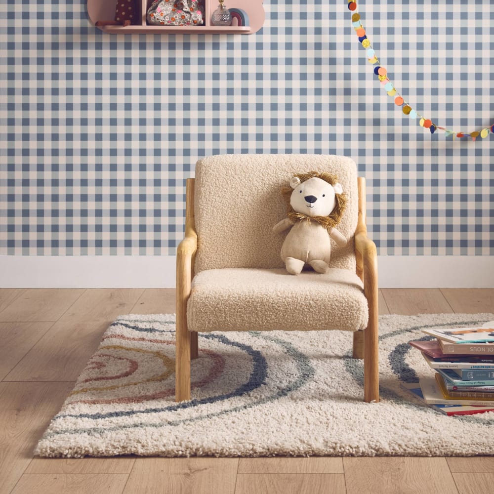Fauteuil scandinave enfant bois et bouclette beige