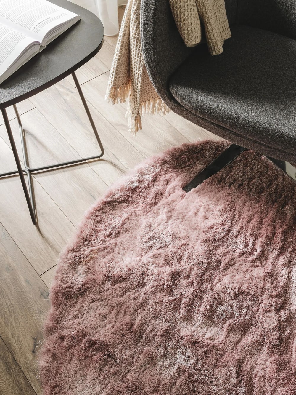 Tapis à poils longs rose D 160 rond — vue 4