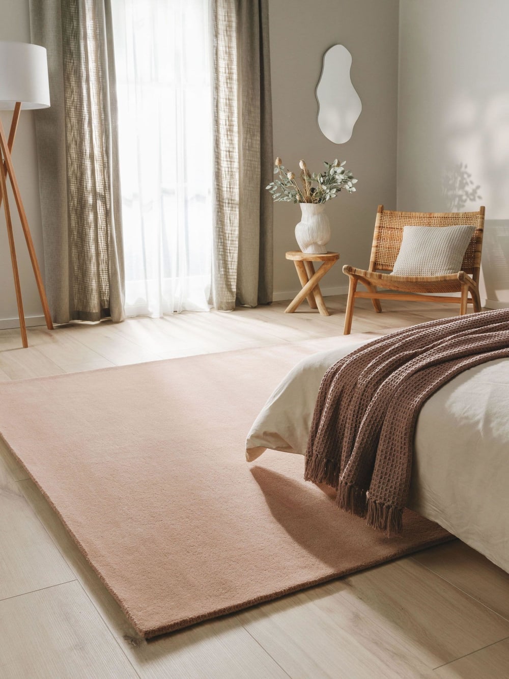 Tapis de laine rose 200x300