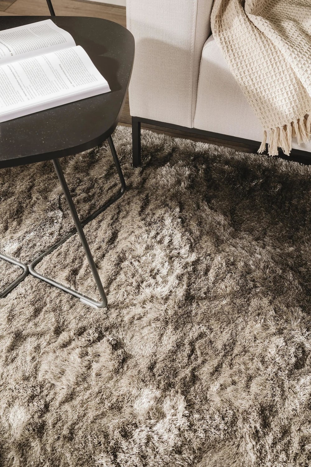 Tapis à poils longs gris 140x200 — vue 4