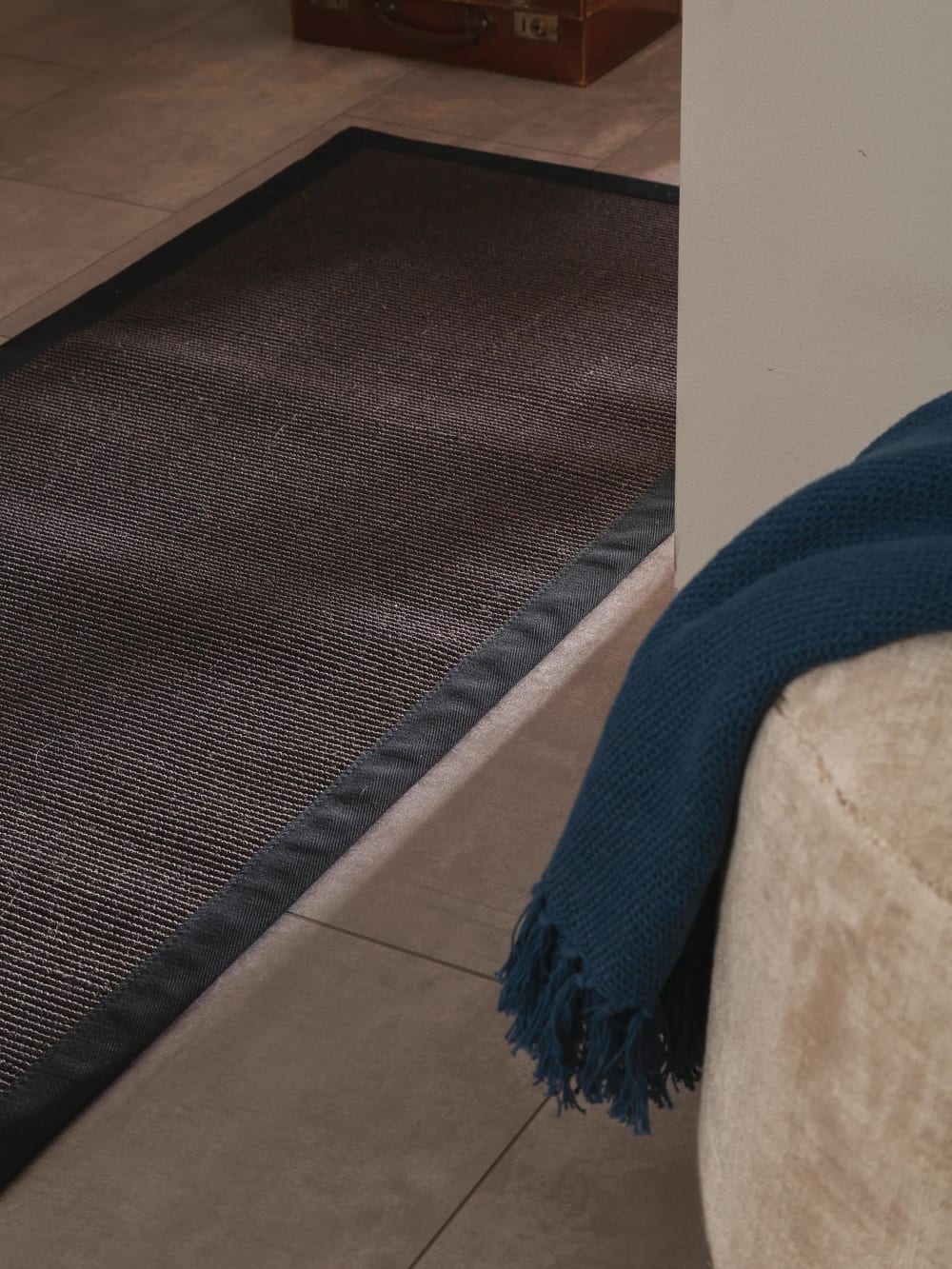 Tapis sisal noir 70x240 — vue 4