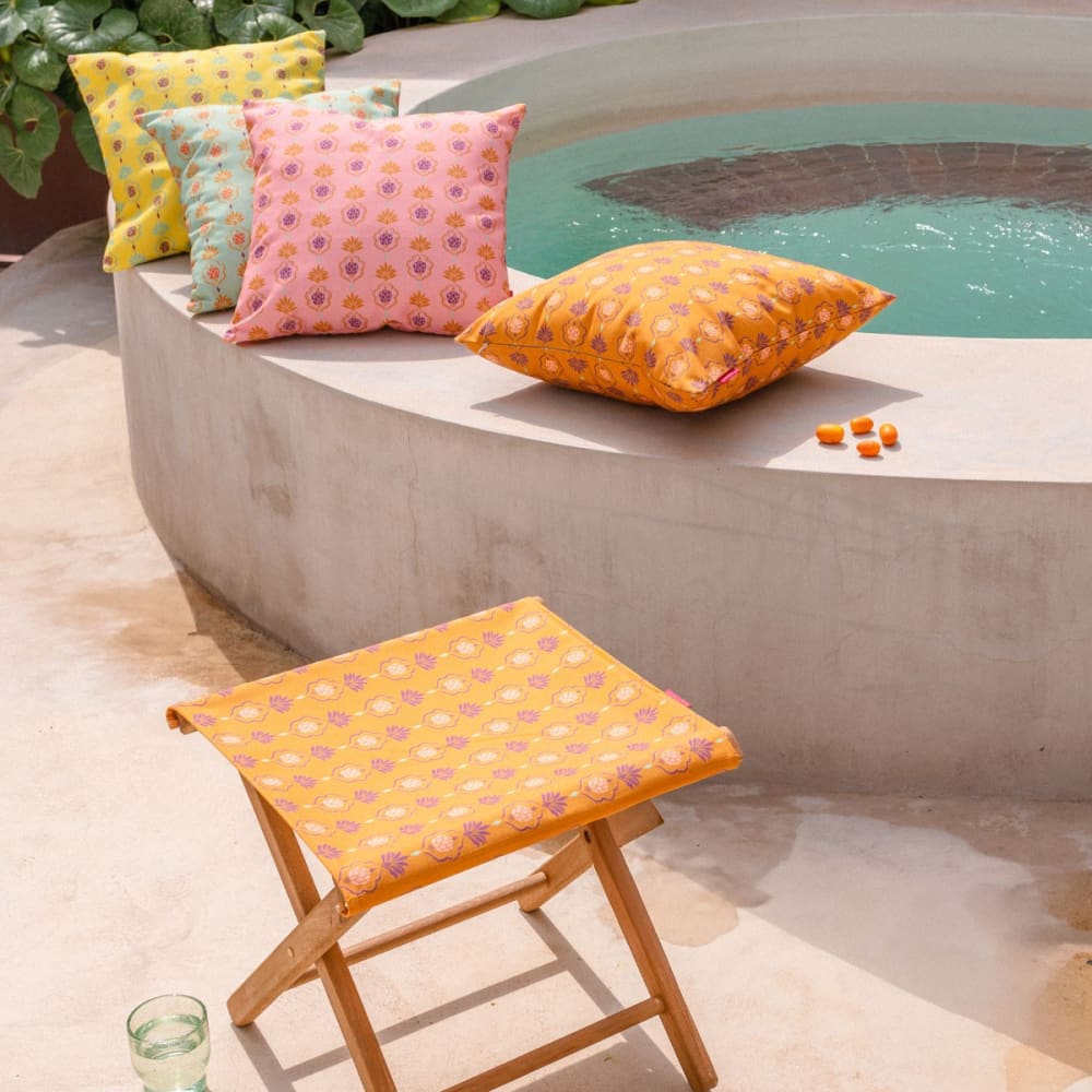 Pliant pêcheur en eucalyptus, toile outdoor, motif ananas tabac - Maisons du Monde