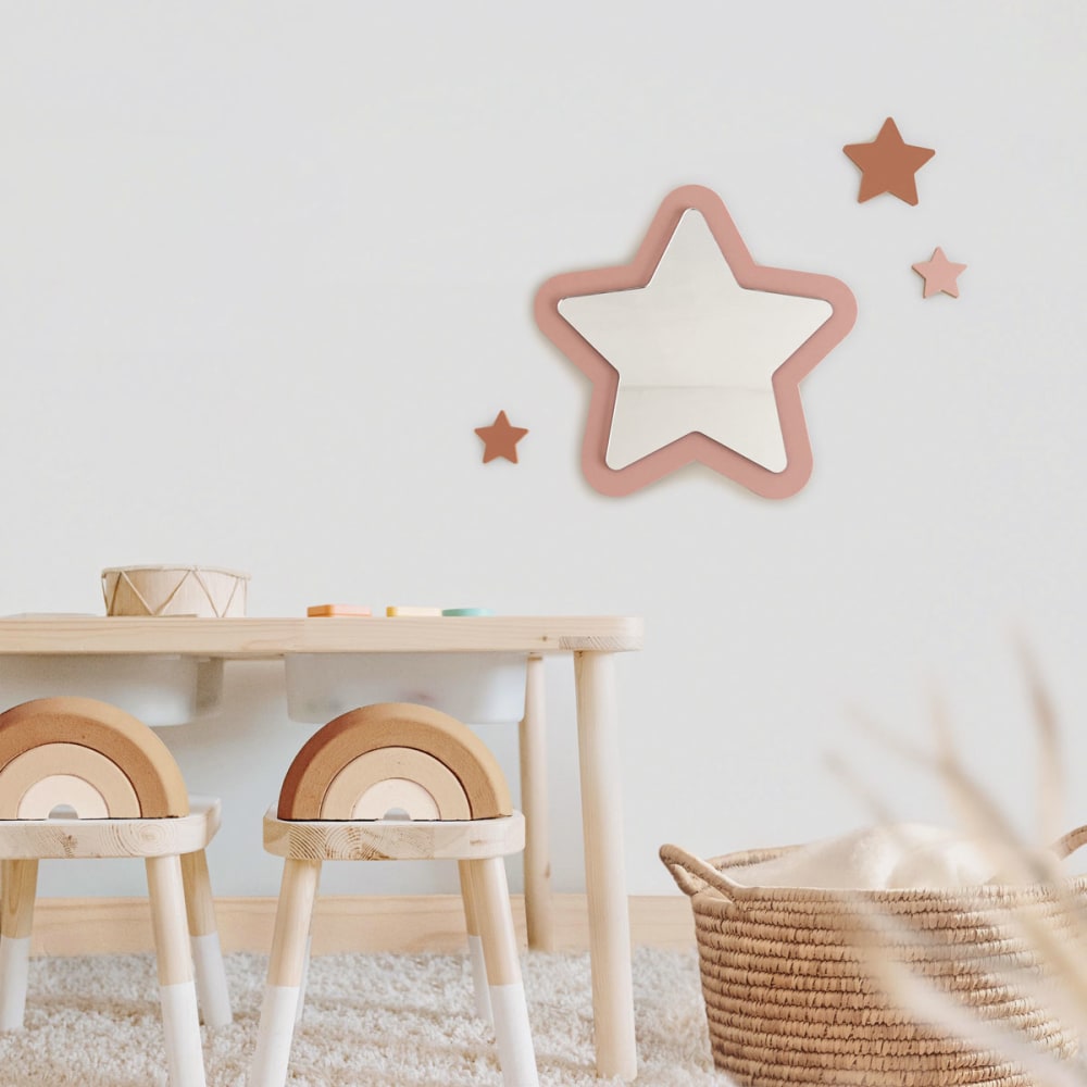 Kinderzimmer-Sternspiegel aus rosa Acryl 29,5x29,2 cm - Maisons