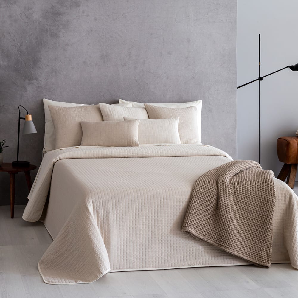 Couvre lit beige 180x270 cm