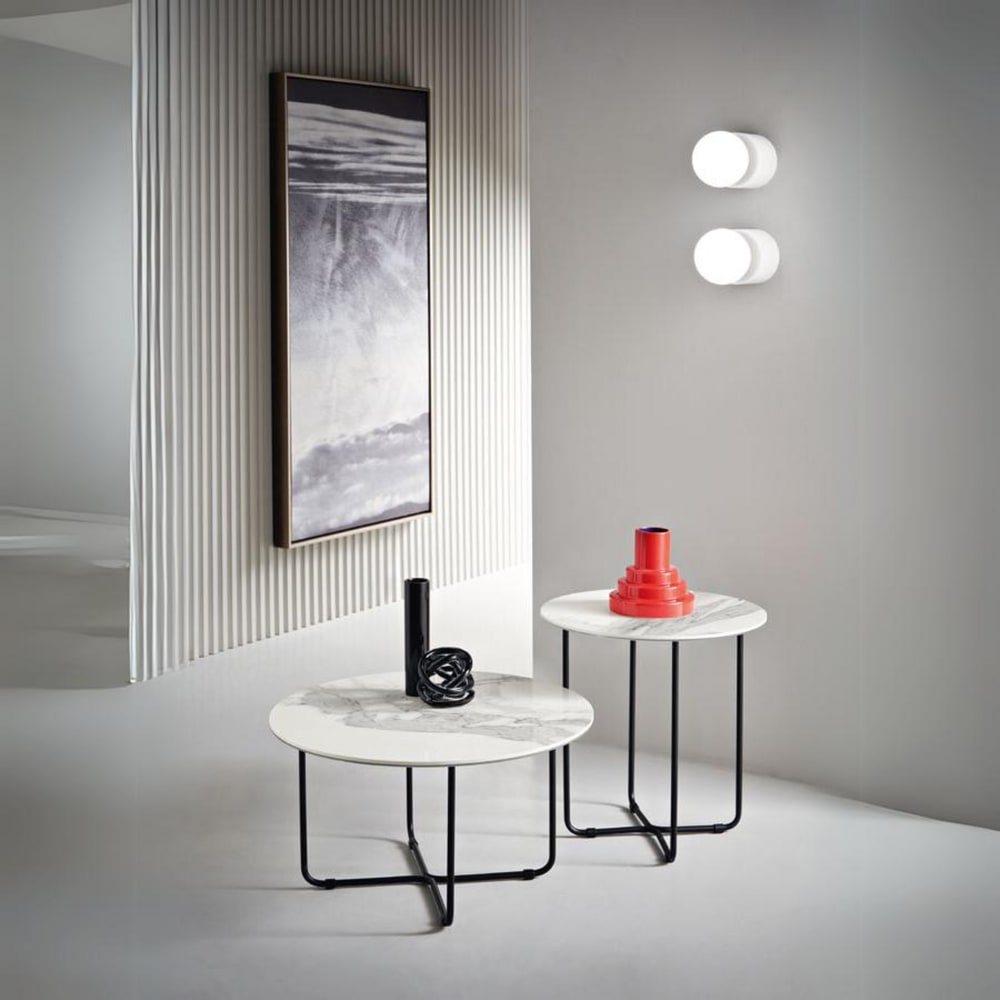 Table basse ronde effet marbre blanc, Ø 45x45 cm.