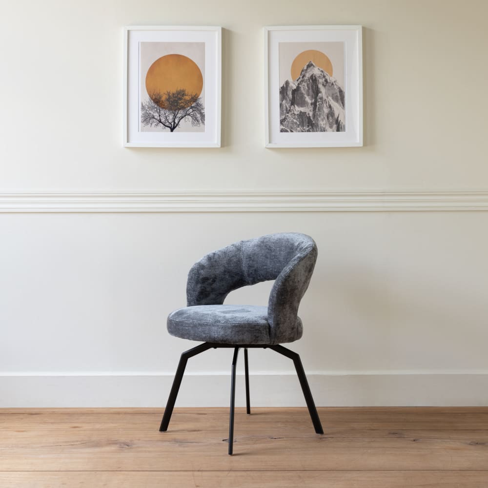 chaise en chenille grise