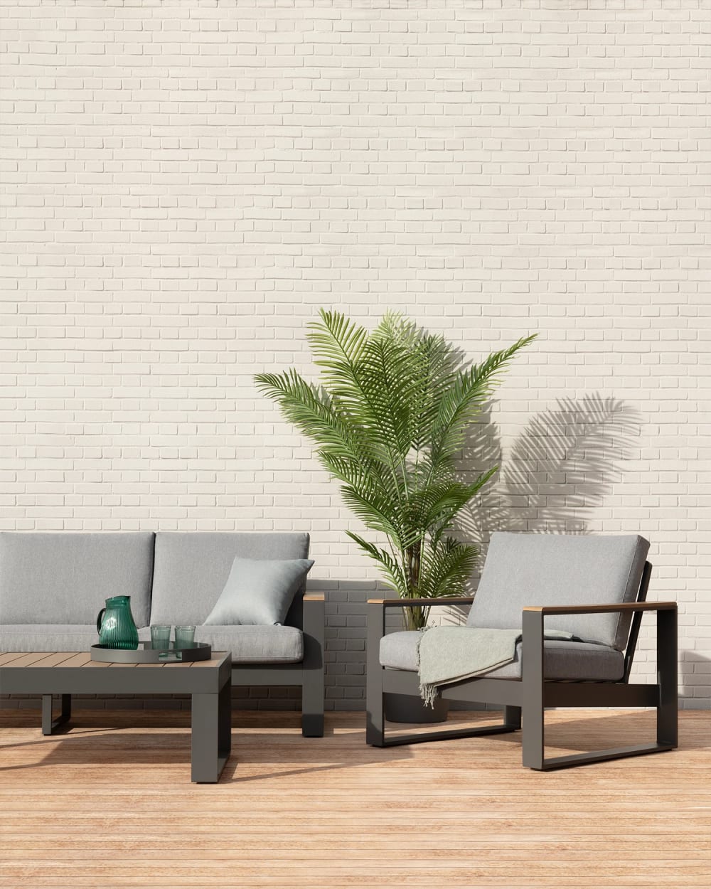 Ensemble de jardin 5 places et repose-pieds alum anthracite effet bois - Maisons du Monde
