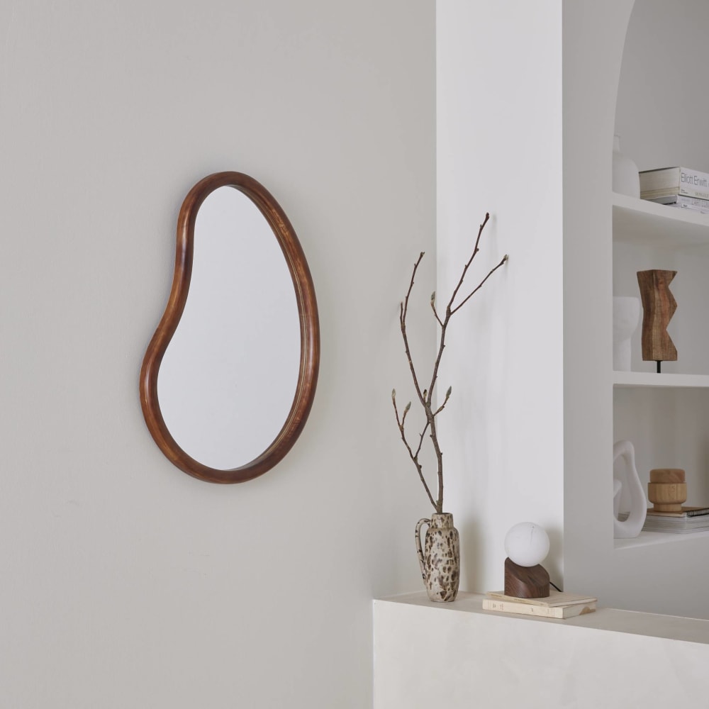 Miroir organique noyer en bois de sapin 65cm
