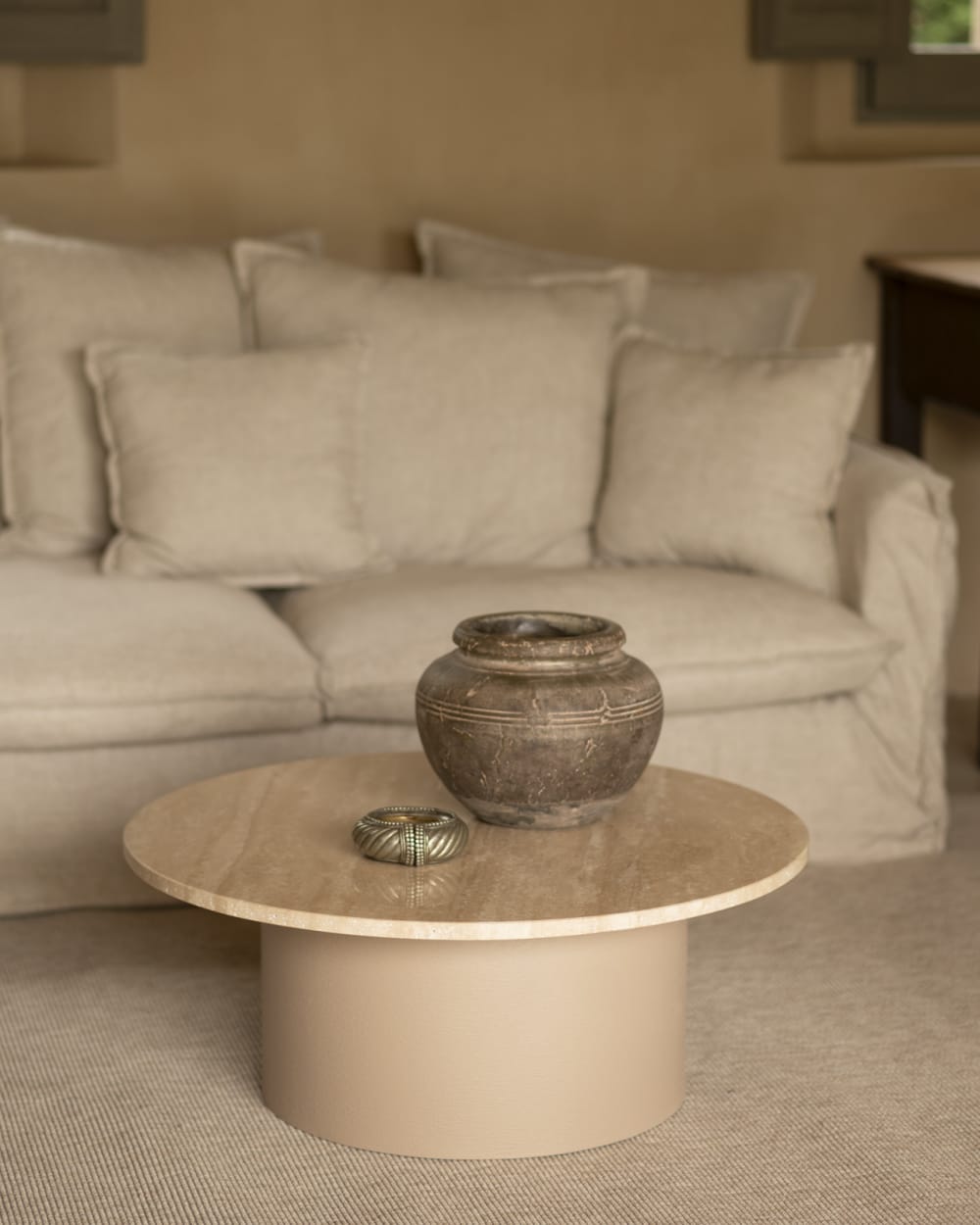 Table basse ronde marbre travertin avec pieds teinte beige 50x60cm