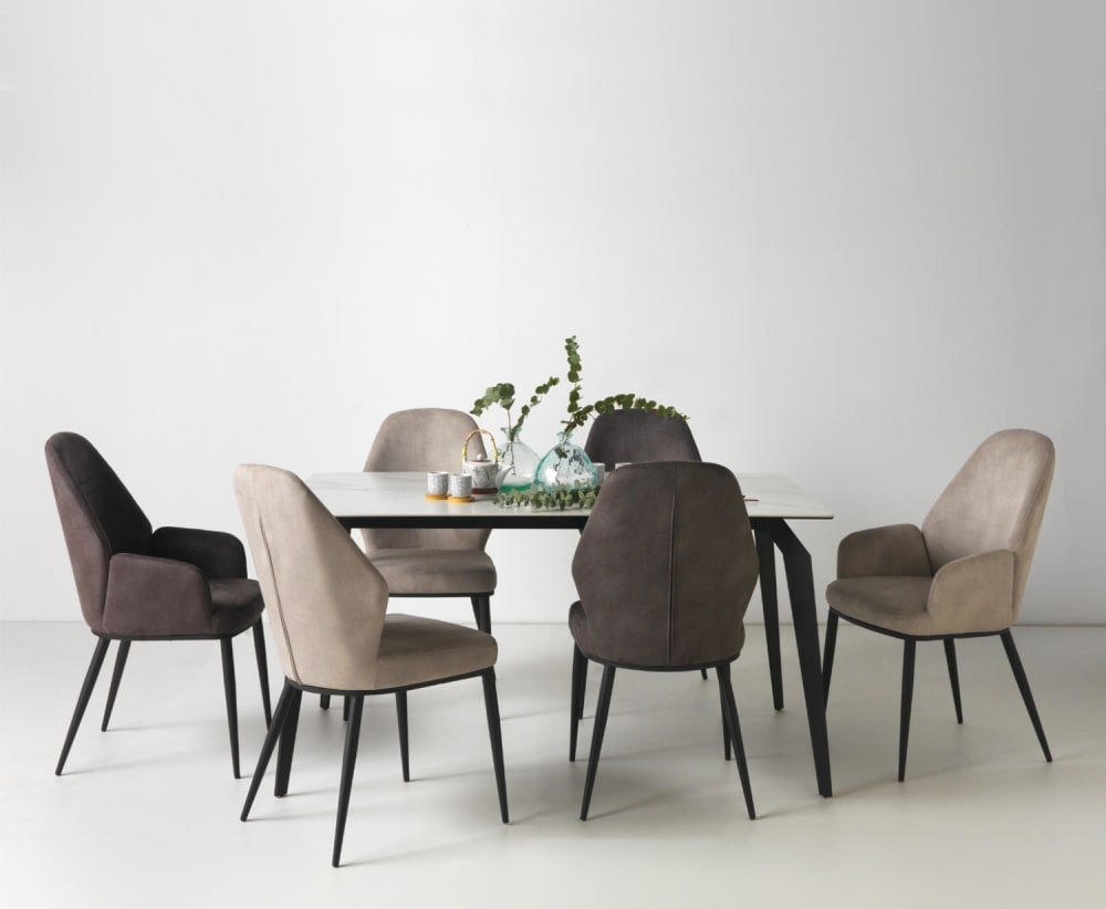 Lot de 2 fauteuils rembourrés gris foncé avec pieds métalliques noirs