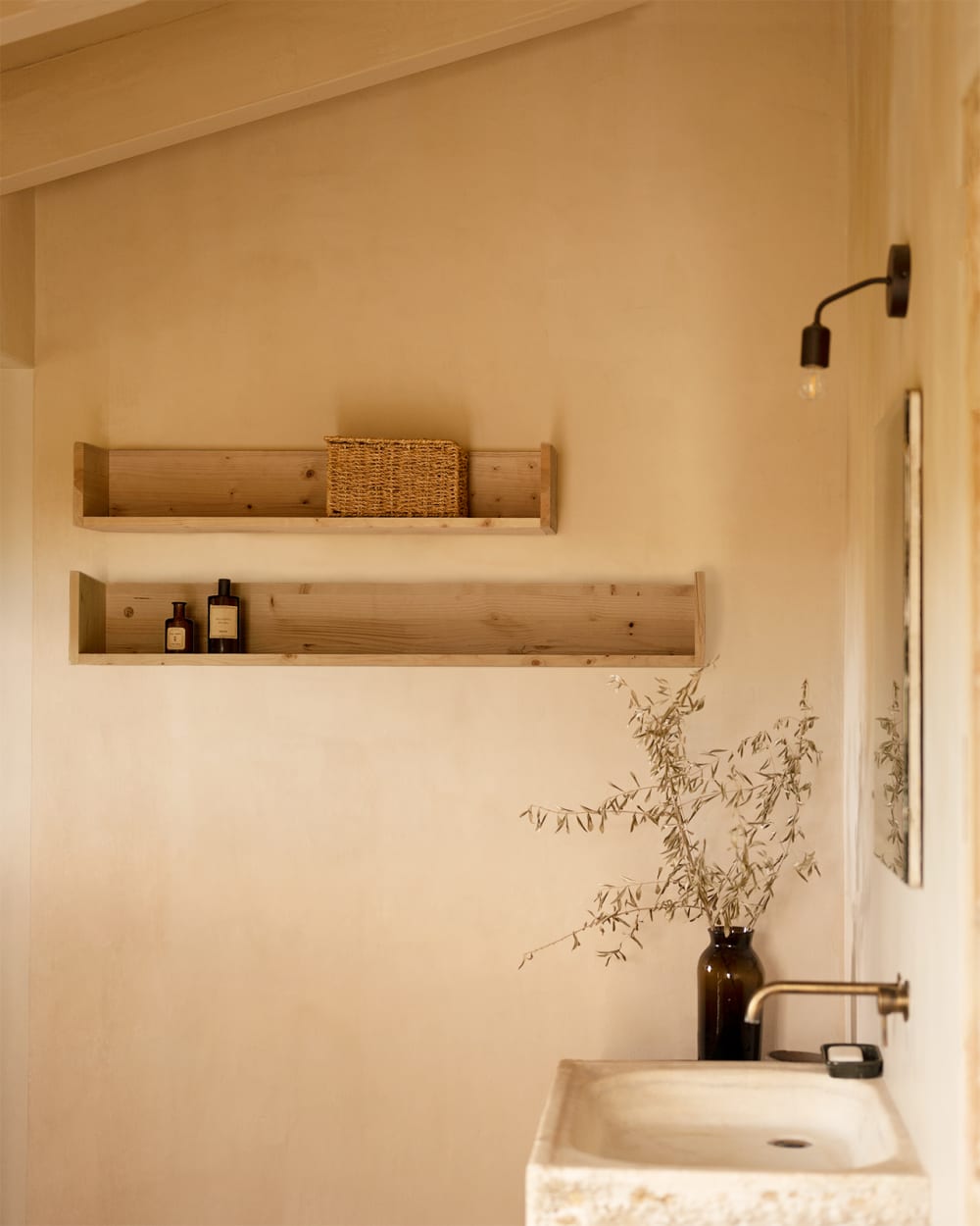 Étagère en bois massif ton marron de 120x16cm - Maisons du Monde