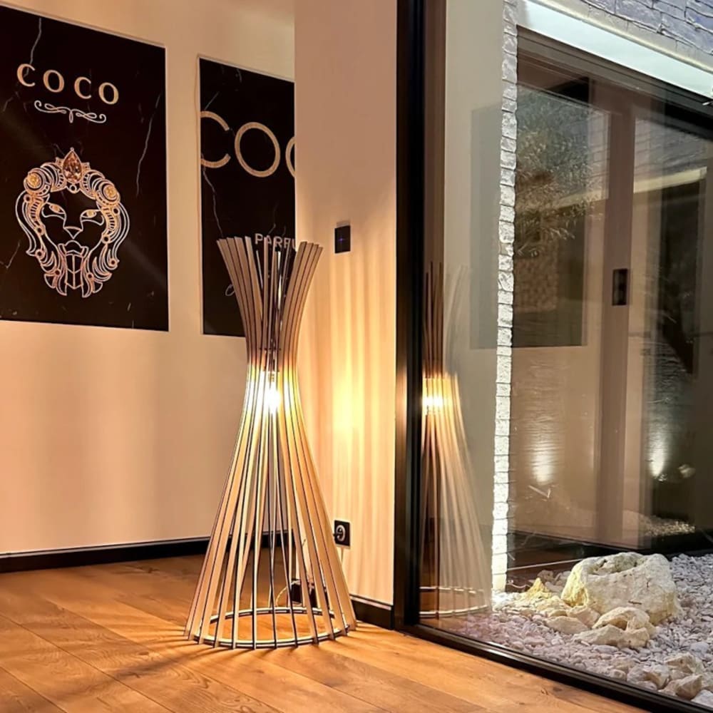 Lampadaire bois naturel — vue 4