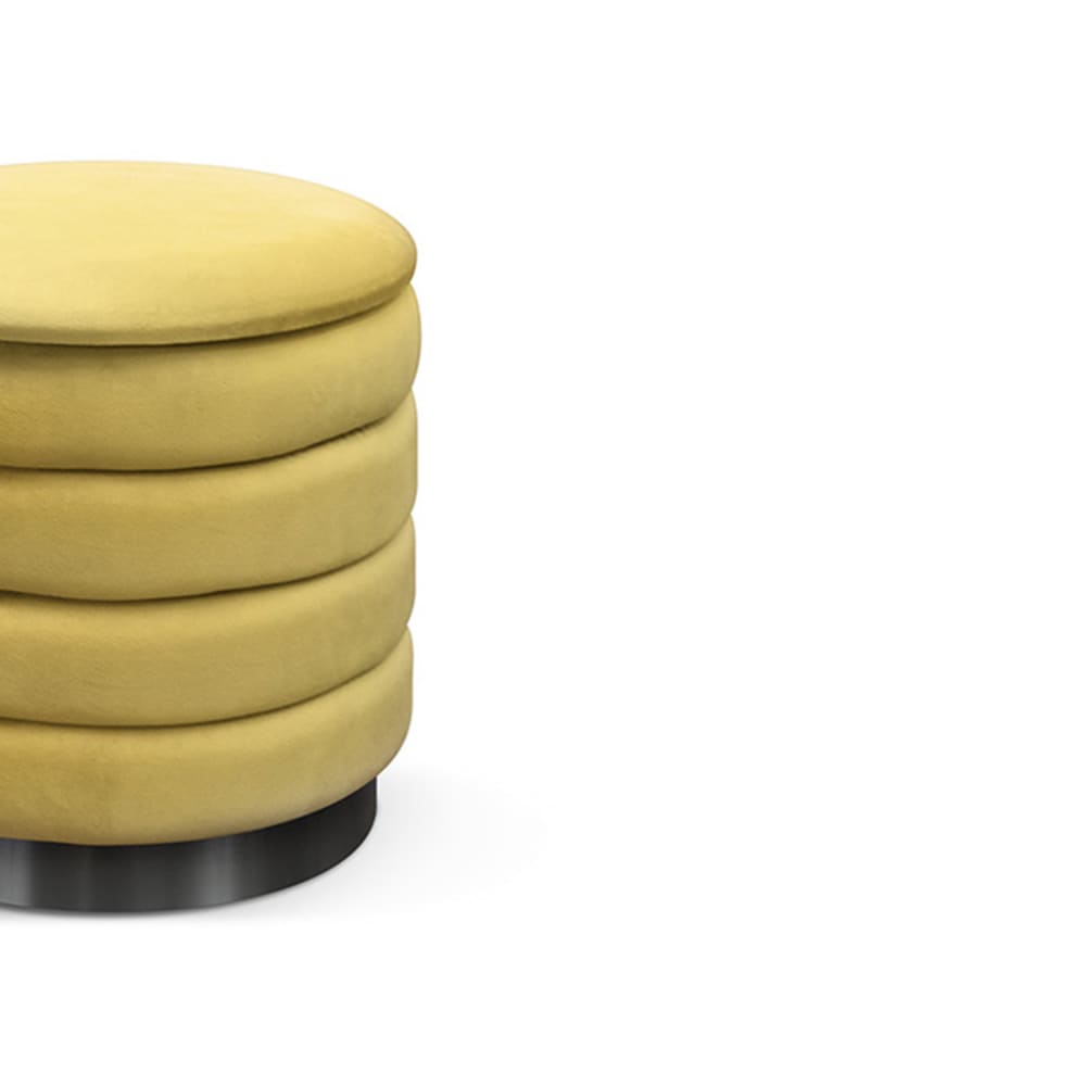 Pouf de rangement en tissu effet velours jaune