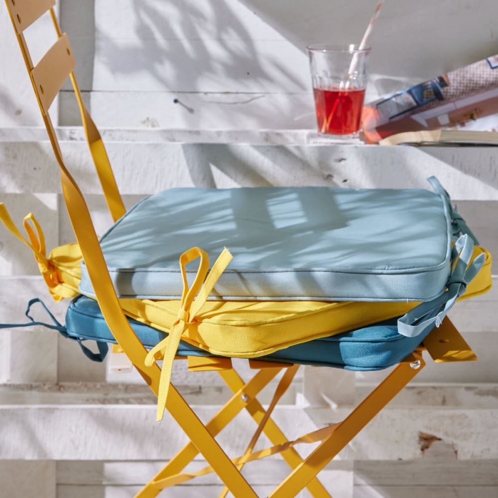 Galette de chaise déperlante avec 2 nouettes uni 38x38 cm jaune — vue 4