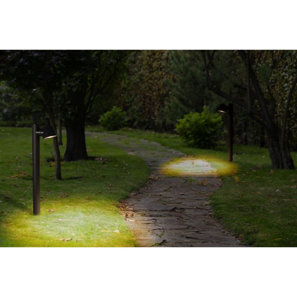 Borne de Jardin Orientable PVC-Synthétique Noir 15x15x80 CM - Maisons du Monde