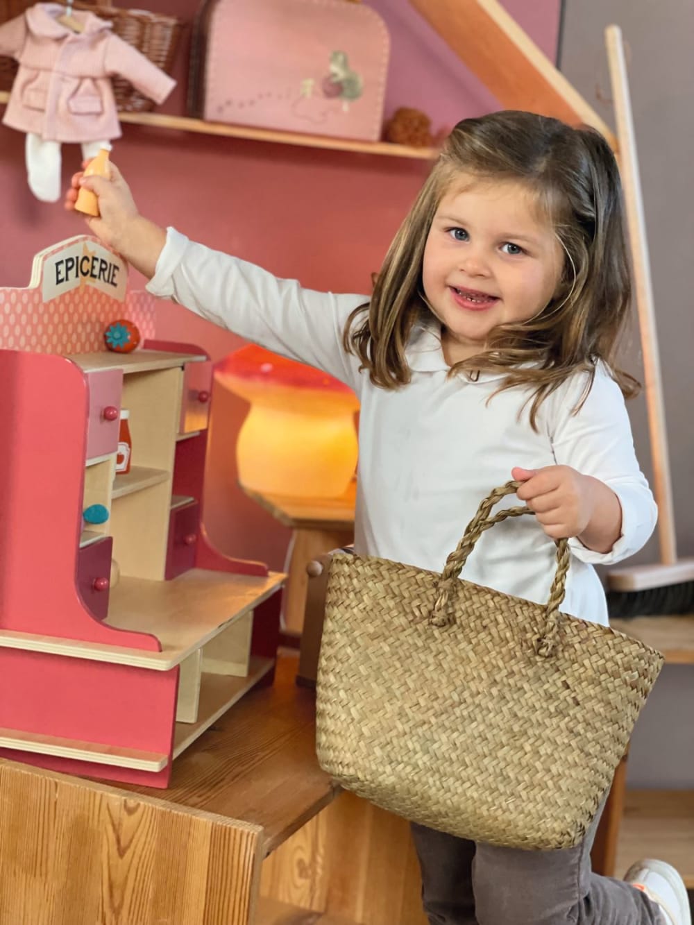 Panier en paille pour enfant - Maisons du Monde