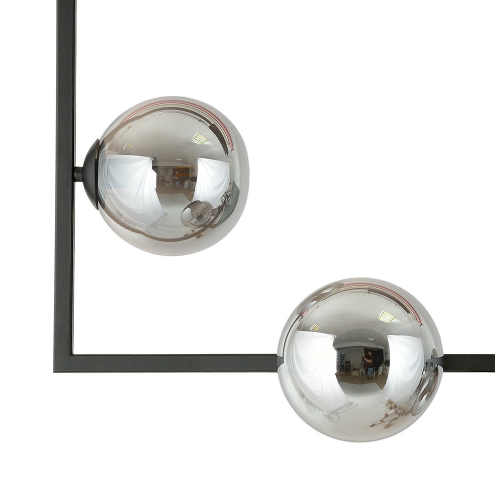 Plafonnier avec structure métallique originale et 4 sphères grises — vue 4