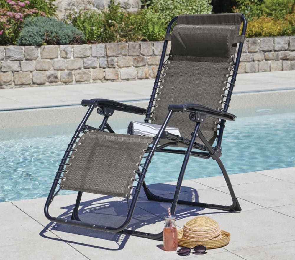 Lot de 2 fauteuils relax en acier pliant taupe - Maisons du Monde