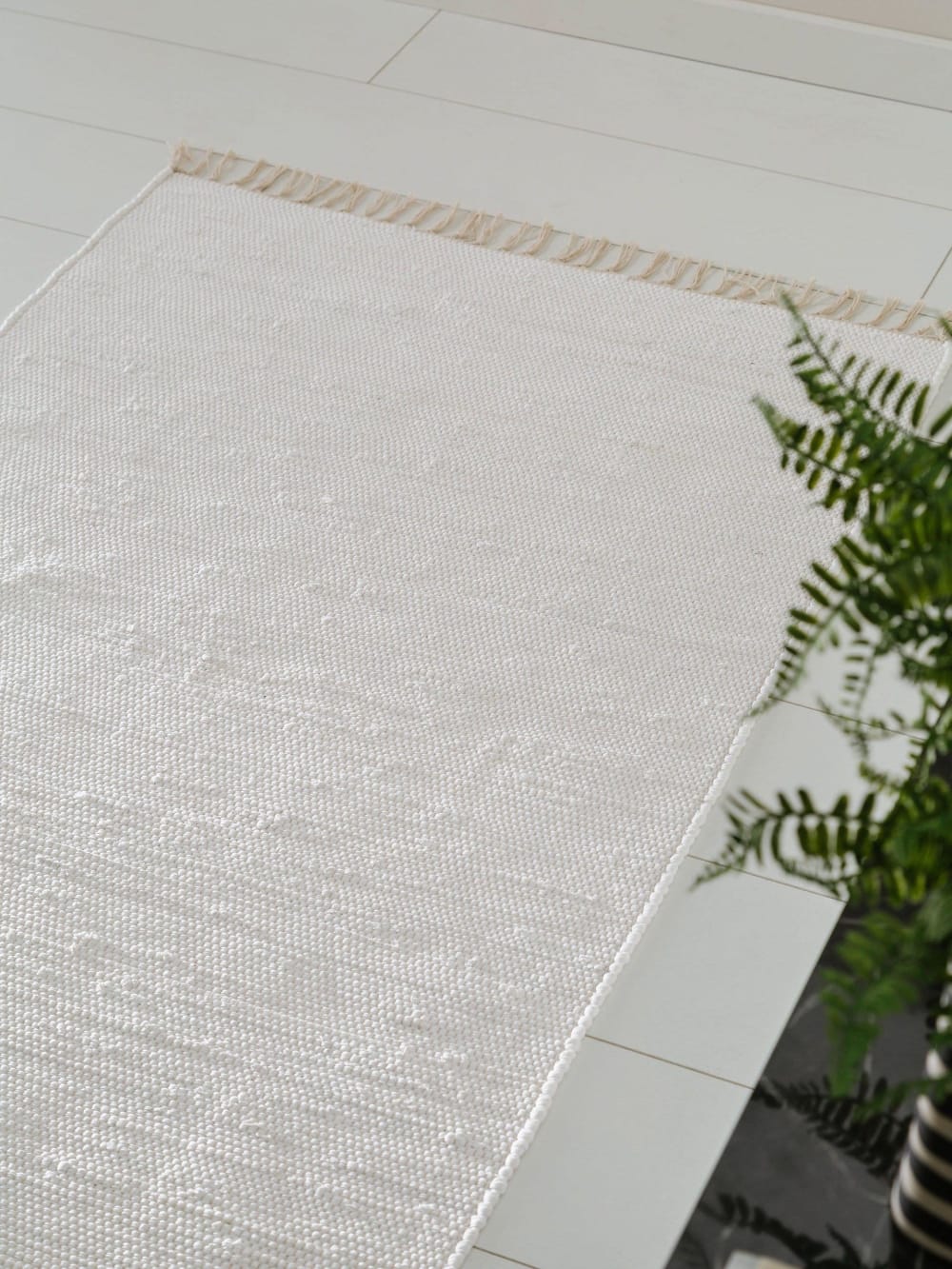 Tapis fabriqué à partir de matériaux recyclés blanc 70x200 — vue 4