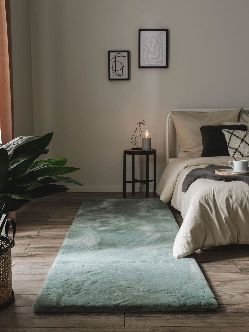 Tapis de fausse fourrure menthe 80x240 — vue 3