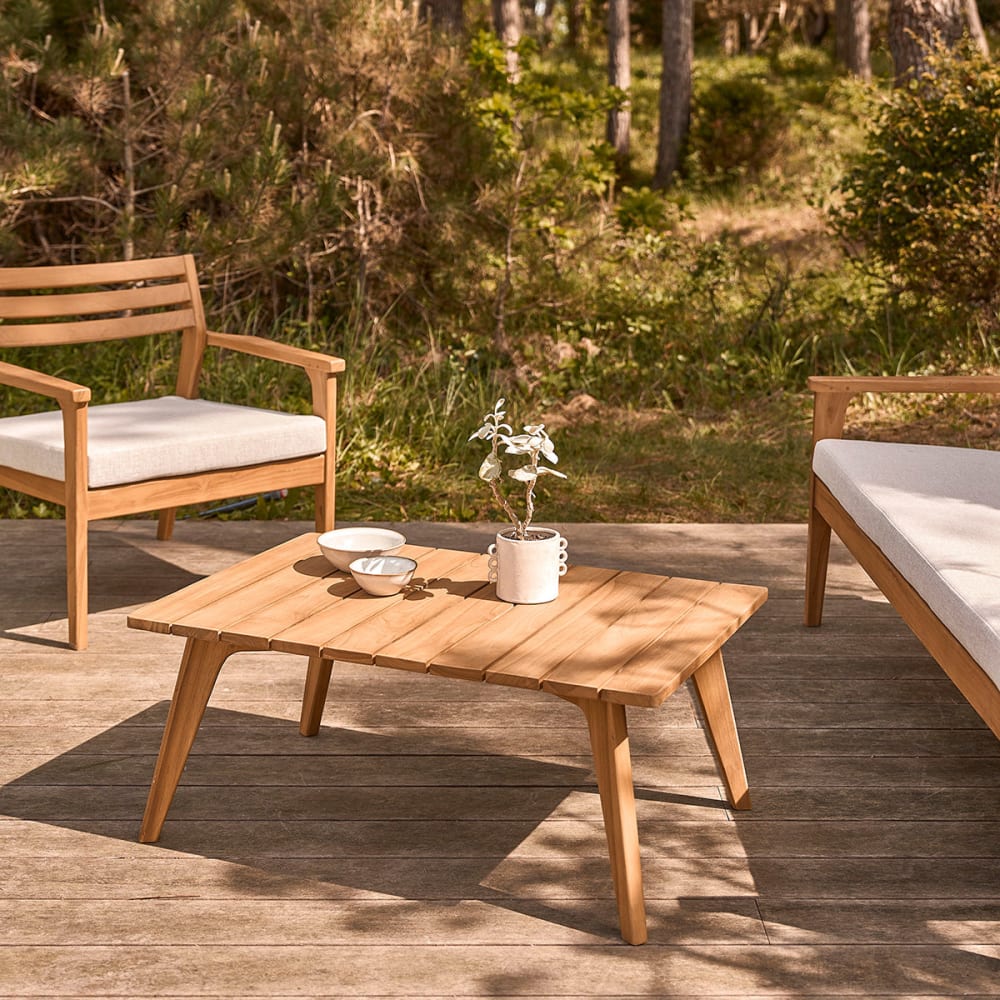 BERAH GETAH Garten-Couchtisch aus massivem Teakholz style modern Beige