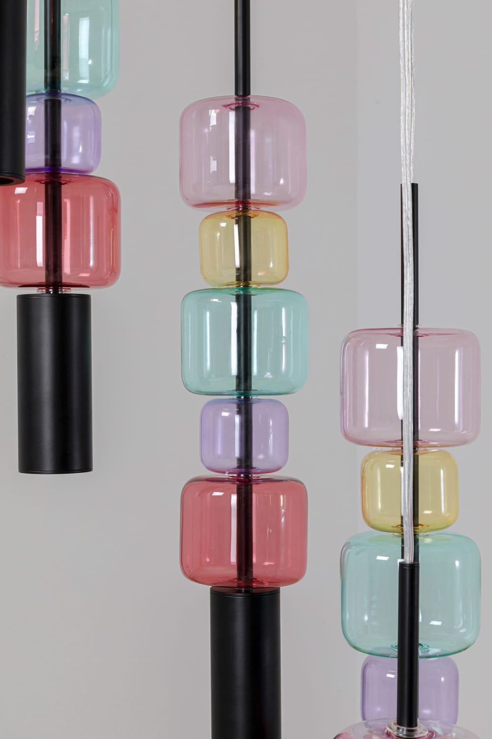 Suspension en verre multicolore et acier noir — vue 4