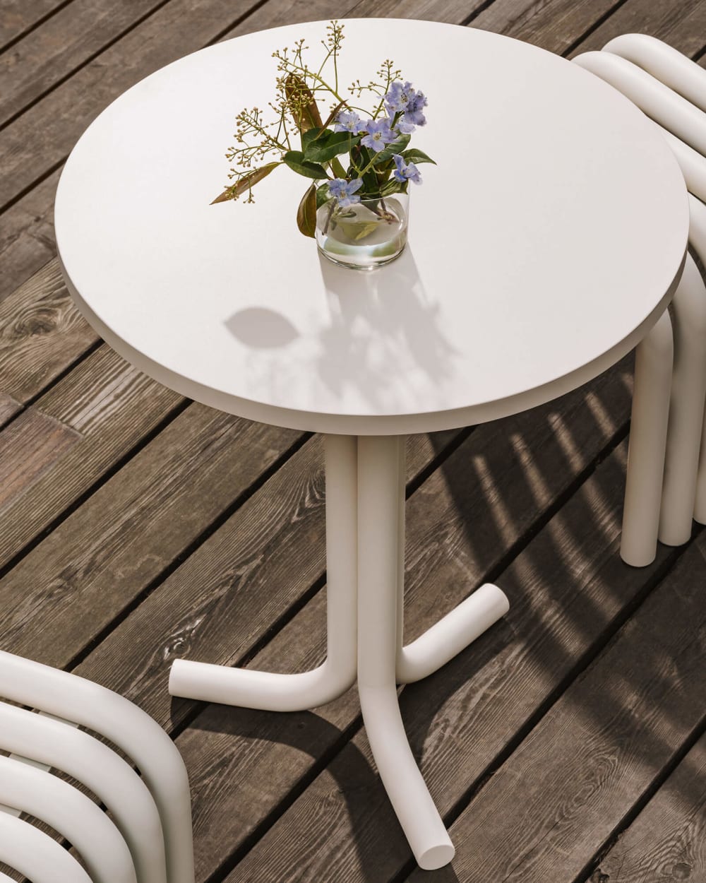 Nokk Hochtisch rund aus verzinktem Stahl 59 x 59 x 73 cm -