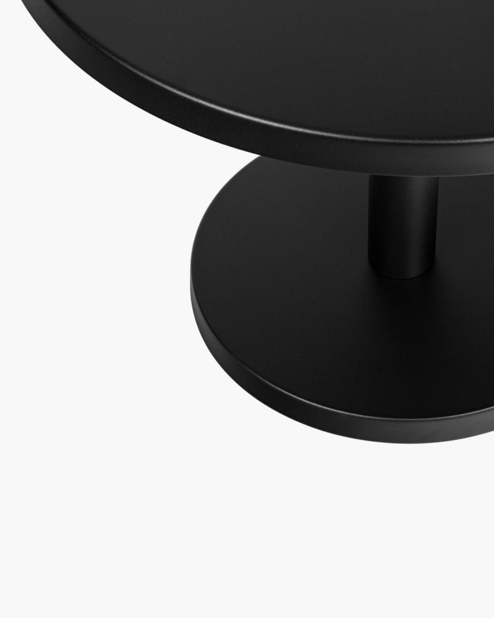 Table d'appoint odo basse en acier 52 x 52 x 41 cm - Maisons du Monde