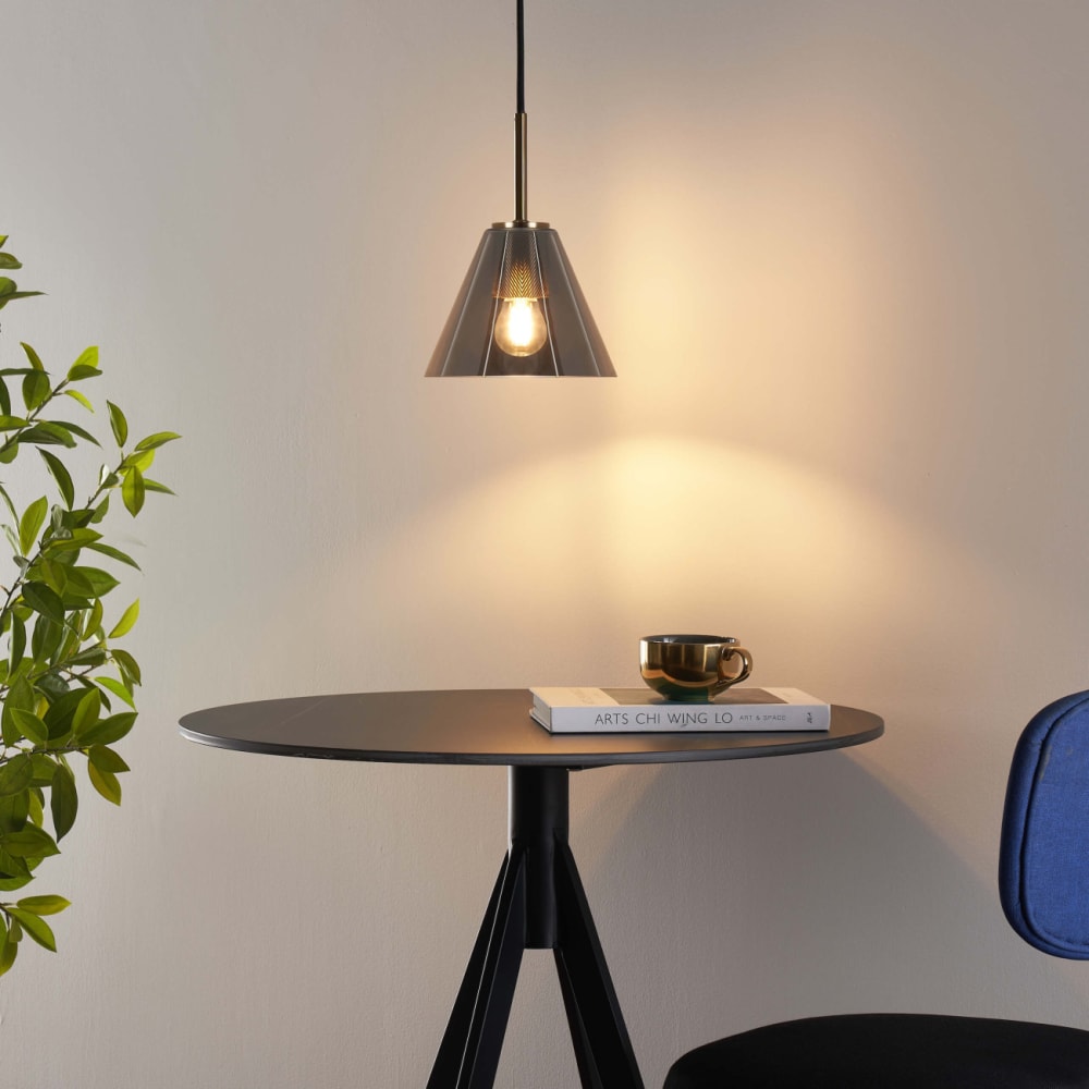 Suspension en verre gris, laiton et noir 24 cm — vue 3